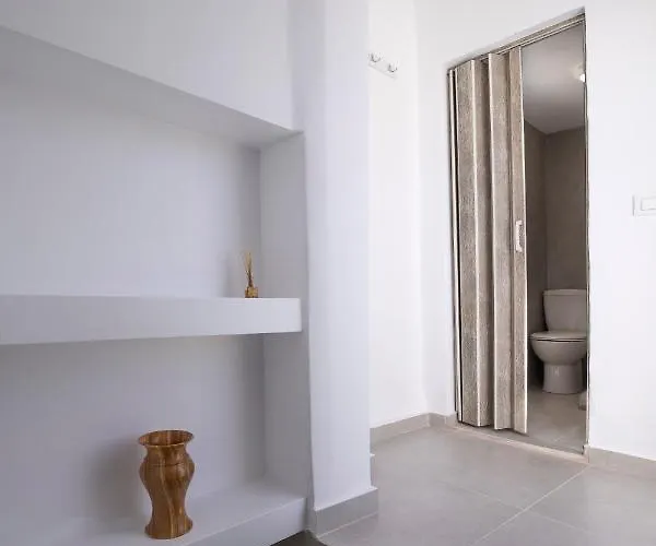 Daire Leandro's House